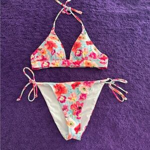 Victoria’s Secret bikini